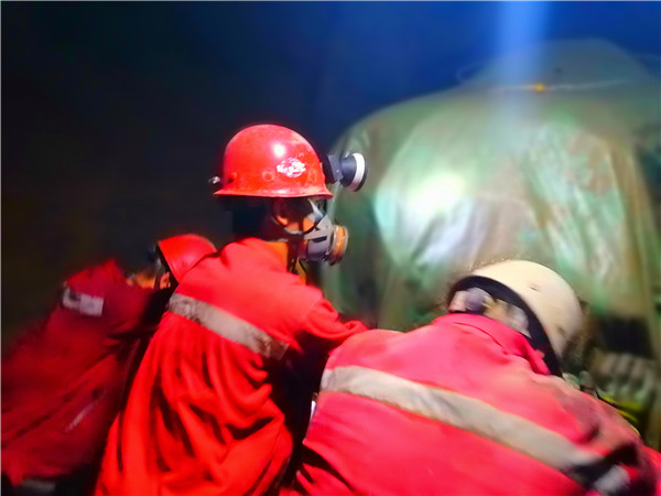 �����ƹ�